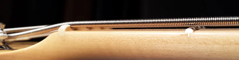 Mesure de la hauteur du sillet à la 1ère frette